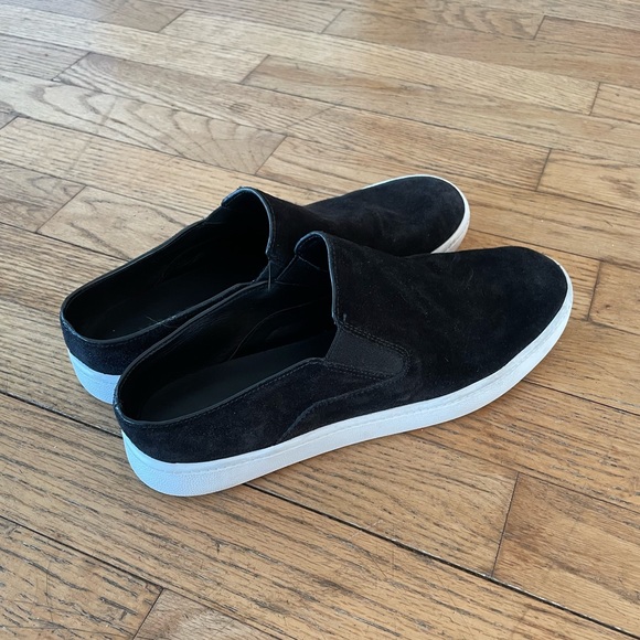 Vince Black Suede Slip-Ons 7.5 - Picture 4 of 4
